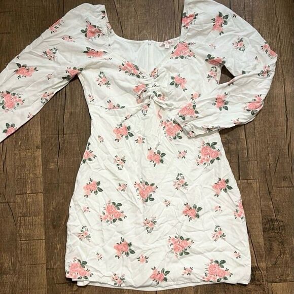 Lottie Moss coquette floral rosette mini dress - Picture 2 of 2